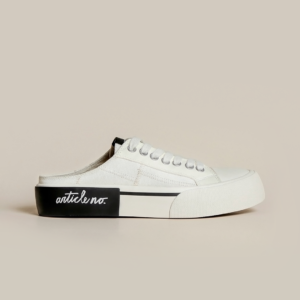 O.G. CLASSIC WHITE SLIP-ON MULES